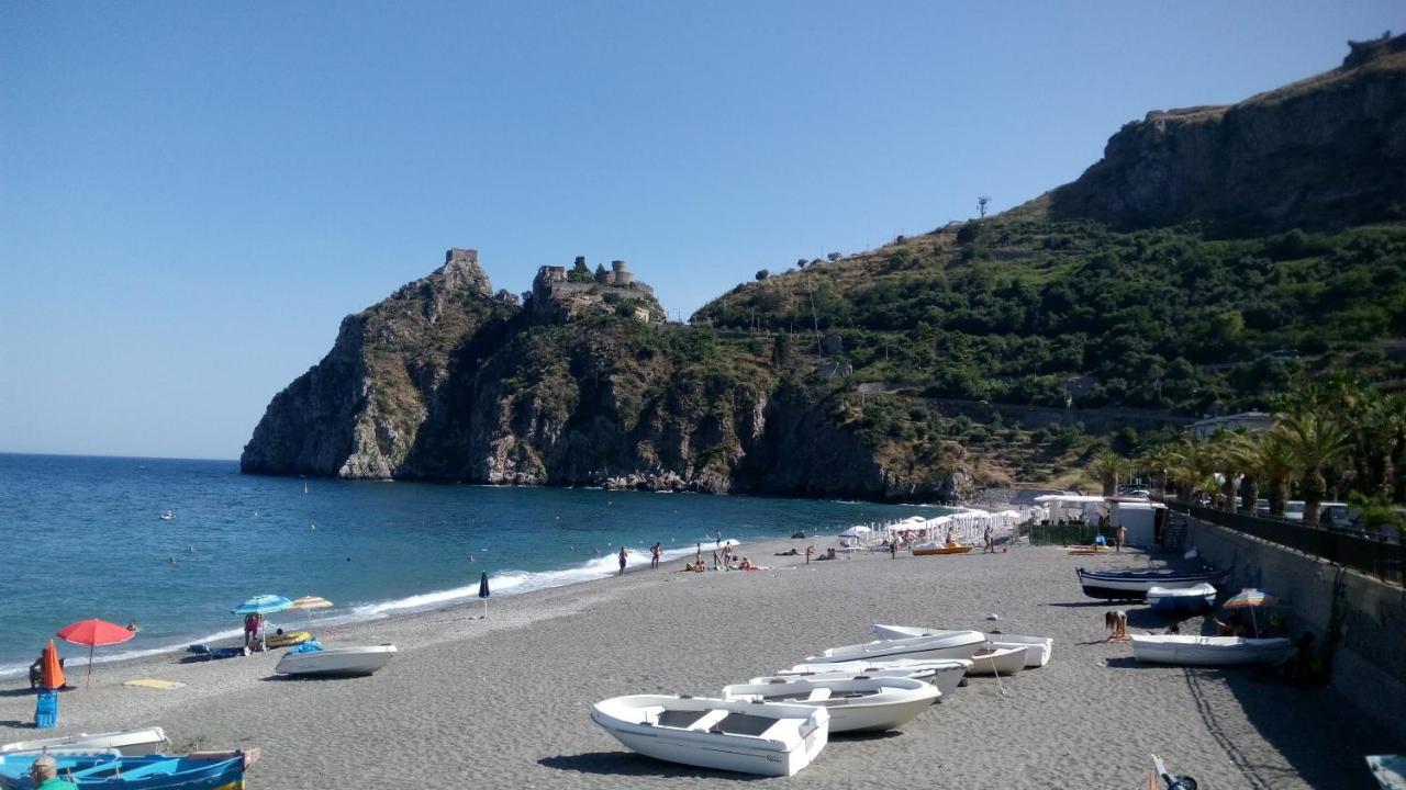 B&B Villa Carmen SantʼAlessio Siculo エクステリア 写真