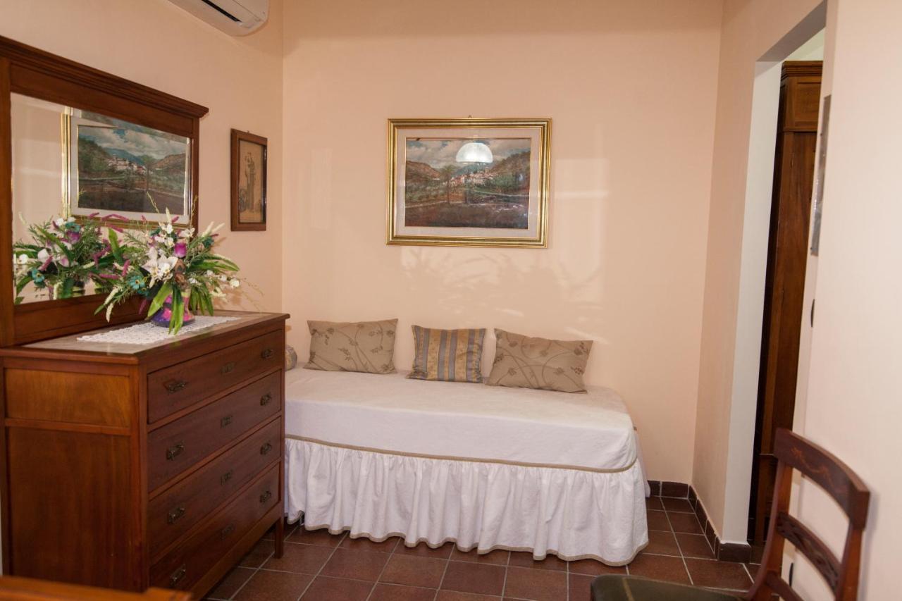 B&B Villa Carmen SantʼAlessio Siculo エクステリア 写真