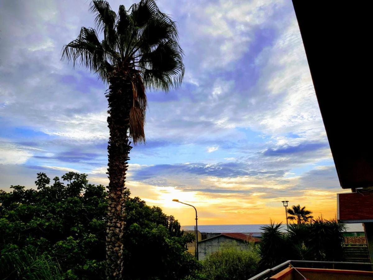B&B Villa Carmen SantʼAlessio Siculo エクステリア 写真